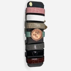 Hand watch with straps